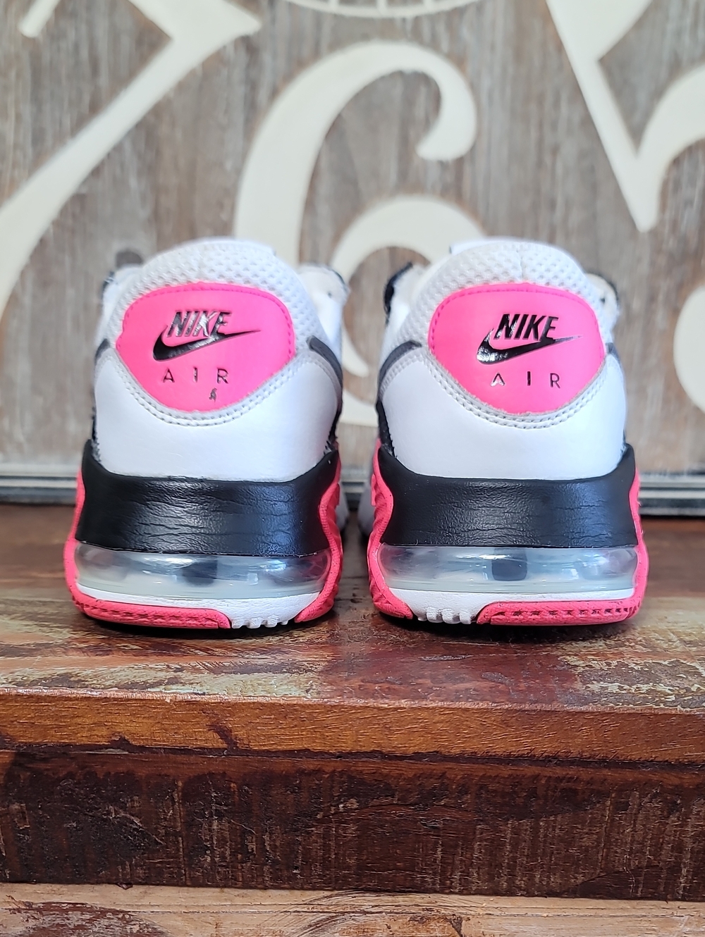 🔥 Nike Air Max Excee "Hyper Pink" Wmns 8 Great Condition, Fast Shipping - Picture 10 of 14